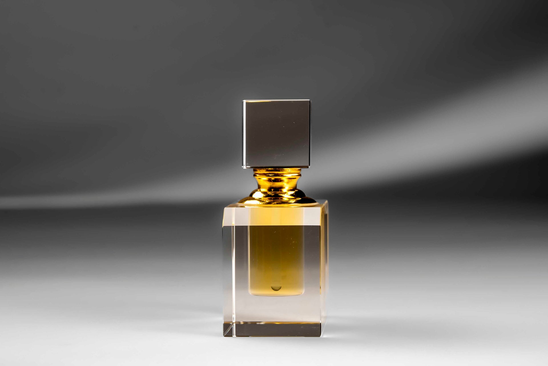 Natural Kasturi Attar – Deep, Warm & Timeless Musk