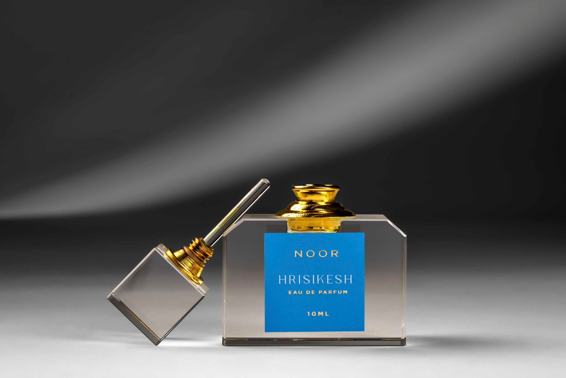 Natural Noor Attar – Fresh, Aquatic & Refined